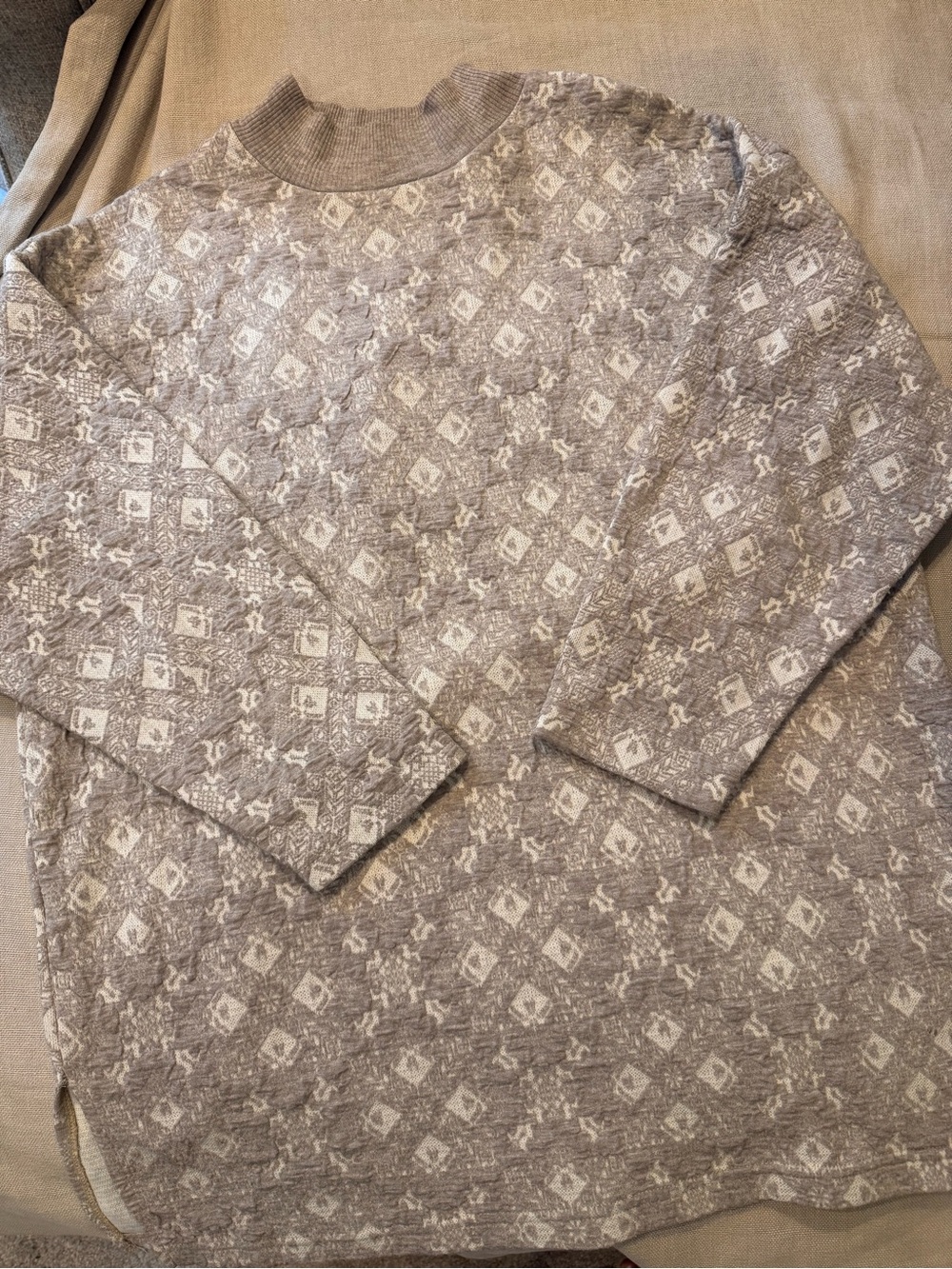Vintage 80s 90s Embossed Nordic Mock Neck Sweater Tan Beige Medium